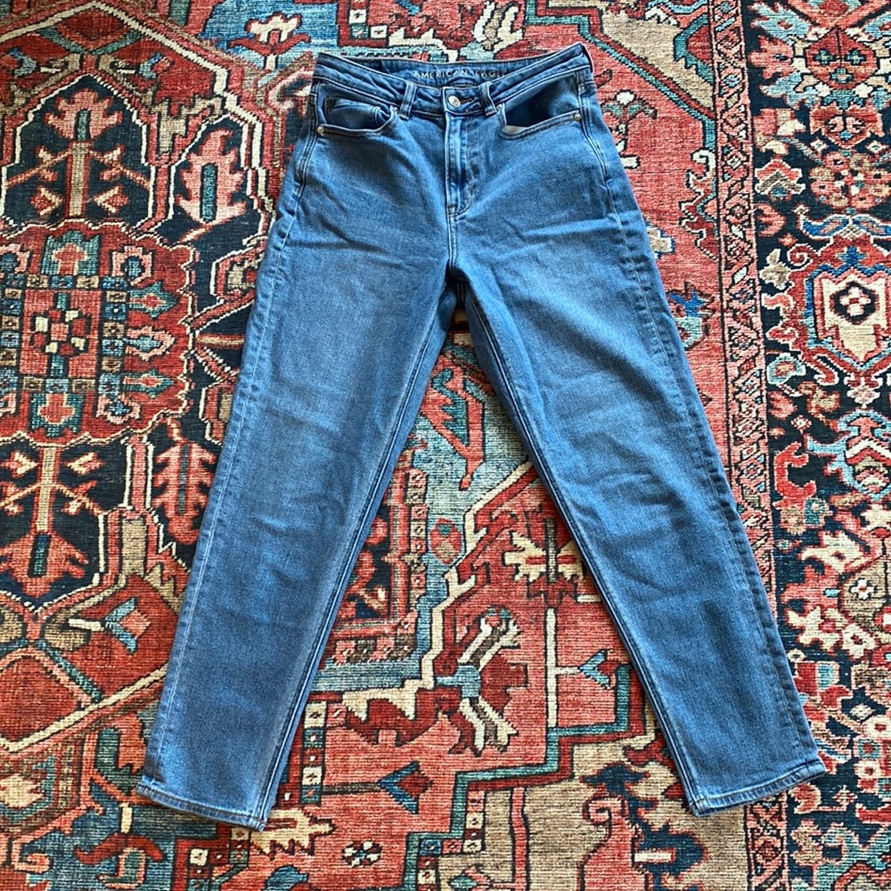 American Eagle Mom Jeans